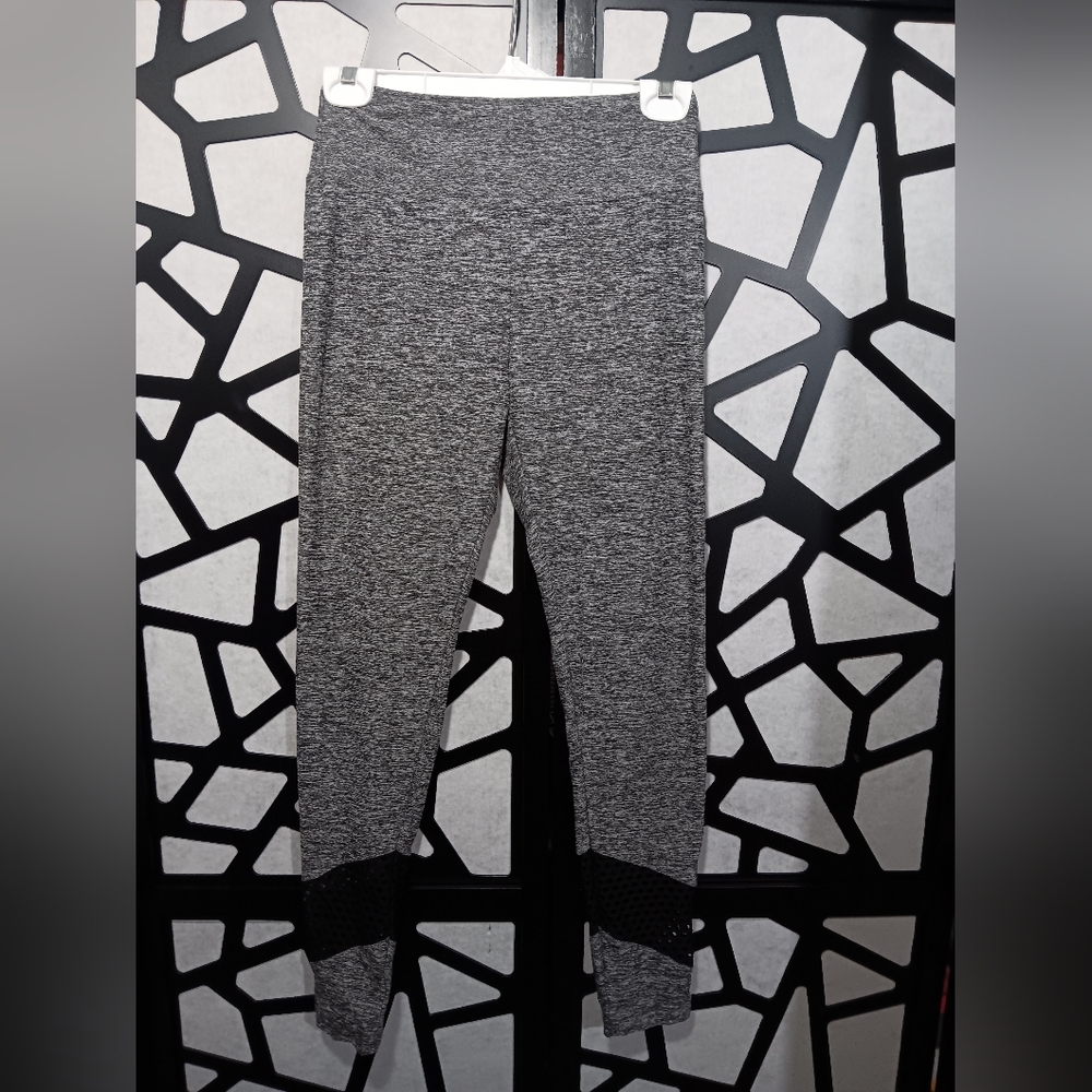 No Boundaries - Leggings w/ Mesh - Gray, Black - S